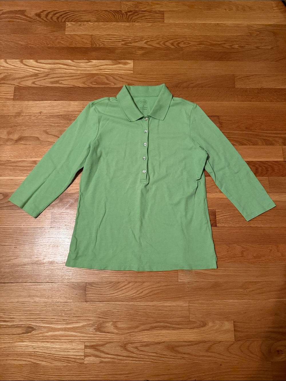 Women's Collared 3/4 Sleeve Top - Light Green
